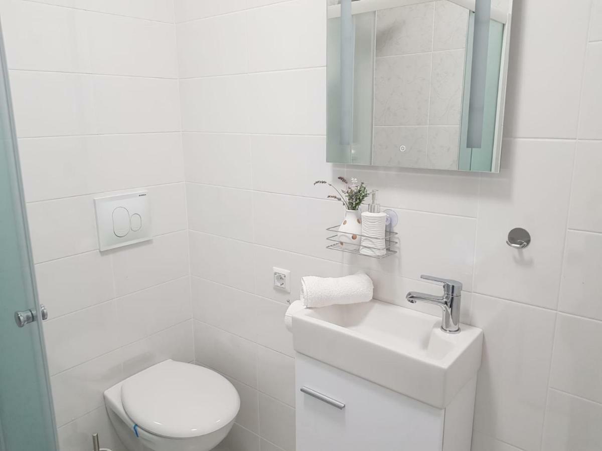Apartman Kristina - Self Check In & Check Out Otočac 外观 照片